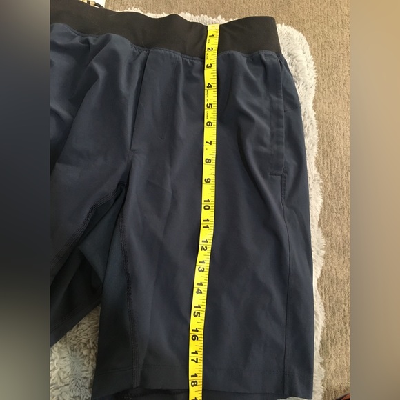 LULULEMON Athletica Mens T.H.E. Short Linerless 9” Navy Blue & Black. Size Small - Picture 6 of 16